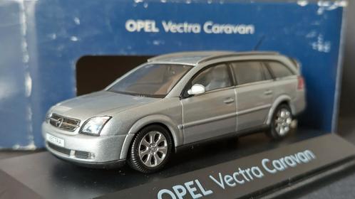 Opel Vectra Caravan 1:43 Schuco Pol, Hobby en Vrije tijd, Modelauto's | 1:43, Zo goed als nieuw, Auto, Schuco, Ophalen of Verzenden