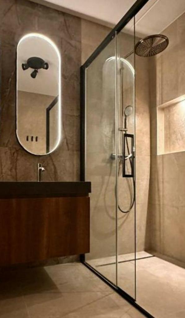 Tegelplaatsing in badkamers, keukens/vloerenComplete, Huis en Inrichting, Badkamer | Complete badkamers, Ophalen of Verzenden