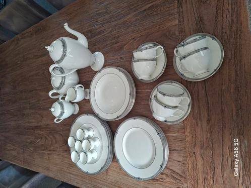 super mooi wedgwood Amherst servies, Antiek en Kunst, Antiek | Servies compleet, Ophalen