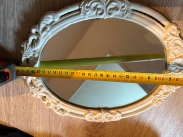 Ovale Spiegel met Sierlijke Rand - Offwhite beschikbaar voor biedingen