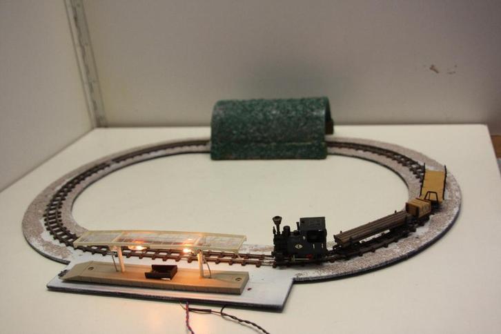 Egger-Bahn set 5001 met rails (Loc met 3 wagons en trafo), Hobby en Vrije tijd, Modeltreinen | H0, Treinset, Gelijkstroom, Overige merken