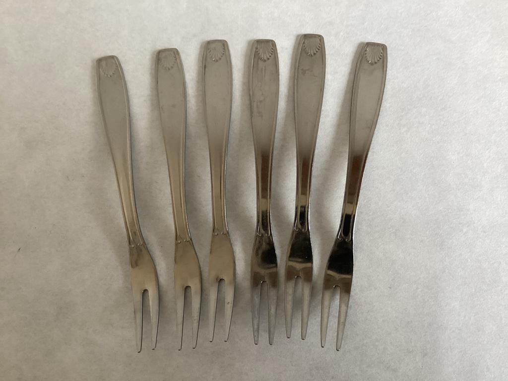 Zes slakkenvorkjes met schelpmotief 13 cm., Ophalen of Verzenden, Rvs of Chroom