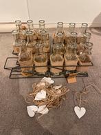 17x Vaasjes in rekje - Bruiloft Decoratie, Huis en Inrichting, Woonaccessoires | Vazen, Overige kleuren, Ophalen of Verzenden