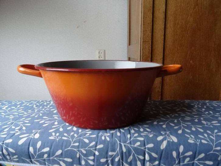 Oude grote ronde oranje emaille wasteil diameter 37 cm, Antiek en Kunst, Antiek | Emaille, Ophalen