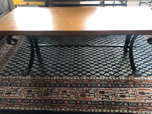 Solide salontafel met smeedijzeren onderstel: 124 x 54 cm, Huis en Inrichting, Tafels | Salontafels, Gebruikt, Minder dan 50 cm