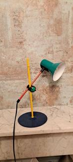 Veneta Lumi Memphis stijl tafellamp/bureaulamp vintage 1980, Memphis, Sottsass,Italiaans,VIntage,retro,, 50 tot 75 cm, Ophalen of Verzenden