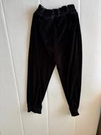 ZARA ZWART VELOURS BROEK, MAAT: 128, Broek, Meisje, Ophalen of Verzenden, Zo goed als nieuw