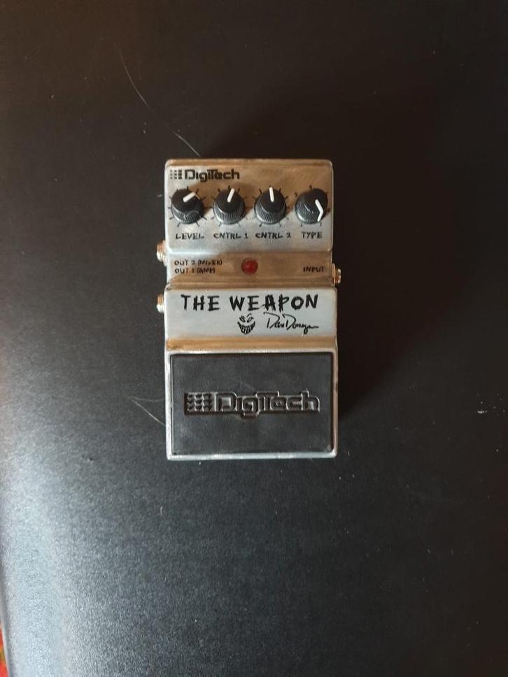 digitech the weapon Disturbed met doos en toebehoren, Muziek en Instrumenten, Effecten, Gebruikt, Distortion, Overdrive of Fuzz