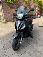 Piaggio beverly 350 sport touring, Fietsen en Brommers, Snorfietsen en Snorscooters, Ophalen, Zo goed als nieuw, Overige merken