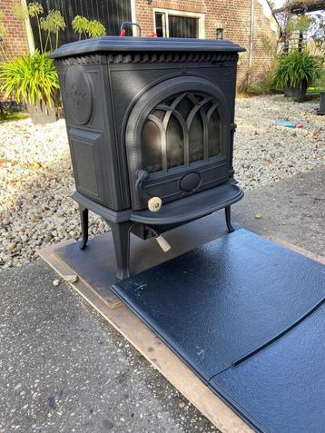 Jotul vloerplaat gietijzer beschikbaar voor biedingen