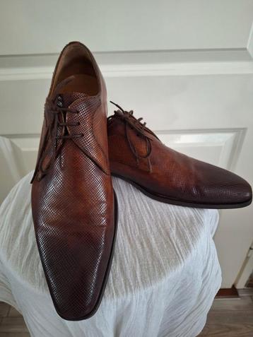 Bruine Magnanni veterschoenen beschikbaar voor biedingen