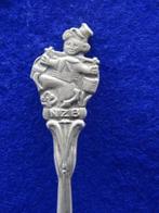 Lepeltje: NZB-poppetjes, Antiek en Kunst, Verzenden