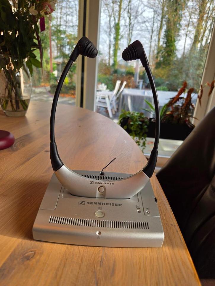 Sennheiser TR4200, TV-hoofdtelefoon, draadloos, Audio, Tv en Foto, Koptelefoons, Gebruikt, Overige merken, Draadloos, Ophalen