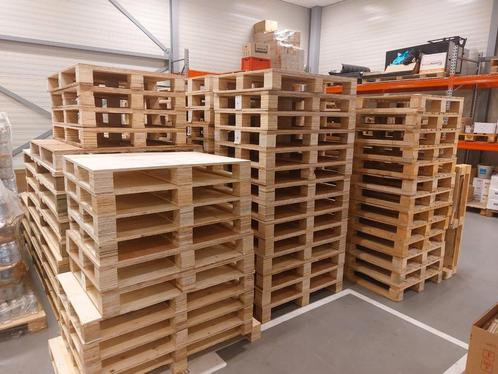 Groot aantal (pers)houten pallets. Verschillende afmetingen, Doe-het-zelf en Verbouw, Hout en Planken, Zo goed als nieuw, Pallet