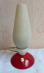 Vintage tafel/bedlampje jaren 50, Huis en Inrichting, Lampen | Tafellampen, Kunststof, Gebruikt, Ophalen of Verzenden, Minder dan 50 cm