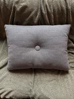 Hay dot kussen grijs met lichtgrijze knoop, Ophalen of Verzenden, Zo goed als nieuw, Grijs, Rechthoekig