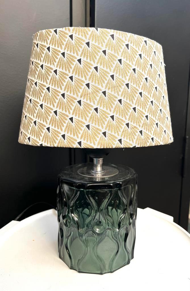 Prachtige unieke lamp! Lampenkap + voet NIEUW, Huis en Inrichting, Lampen | Tafellampen, Zo goed als nieuw, Minder dan 50 cm, Ophalen of Verzenden
