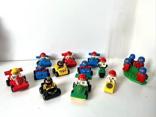 Lego Duplo  - Groot Race/Circuit Set met Poppetjes + Tribune, Kinderen en Baby's, Speelgoed | Duplo en Lego, Gebruikt, Duplo, Ophalen of Verzenden