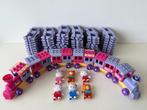 Bouwblokken Hello Kitty trein met rails / Play Big / Unico, Ophalen of Verzenden, Gebruikt, Overige merken