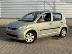 Daihatsu Sirion 2 1.3-16V Comfort (INRUILKOOPJE), Auto's, Daihatsu, Voorwielaandrijving, Stof, Gebruikt, 4 cilinders