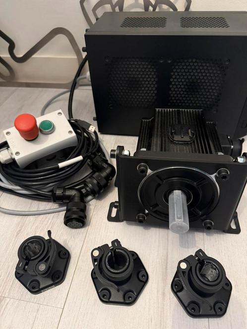 Simucube 1 osw mige 130st direct drive, Computers en Software, Joysticks, Zo goed als nieuw, Ophalen of Verzenden