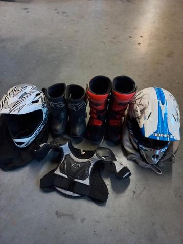 Te koop kinder motorkleding beschikbaar voor biedingen