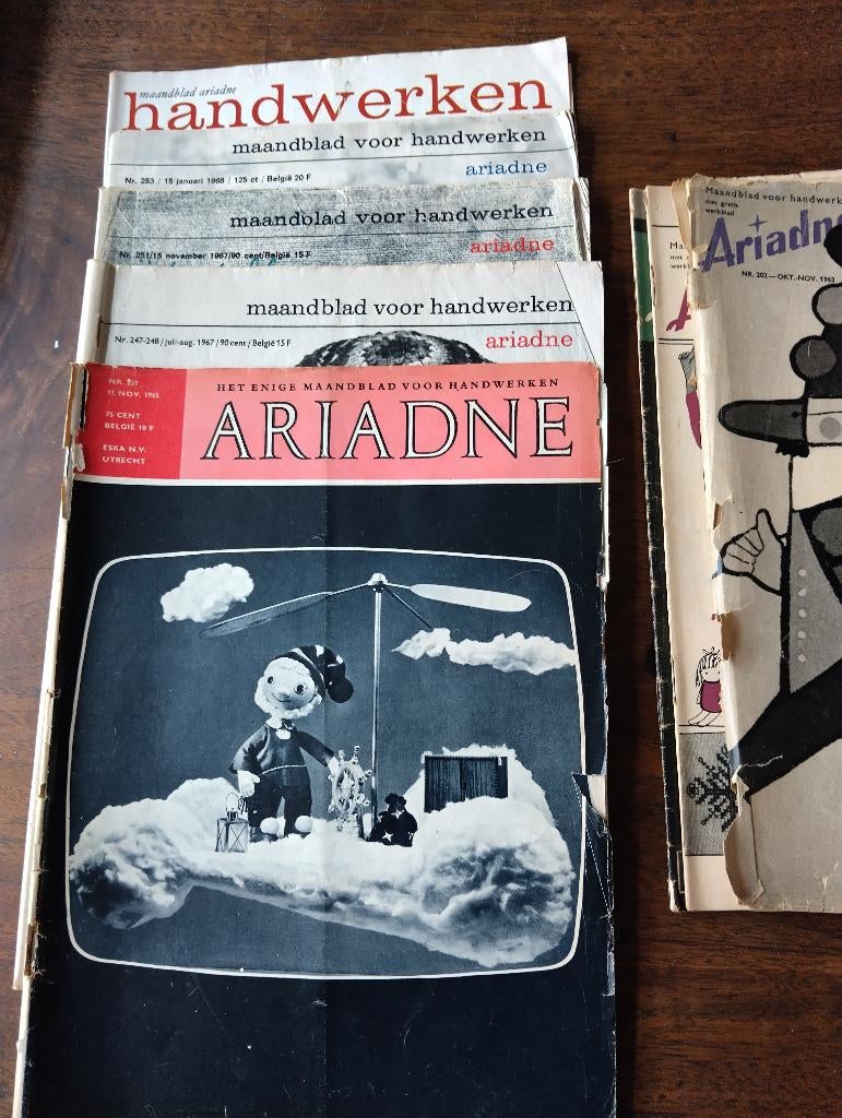 Oude Ariadnes jaren 60, Ophalen, Gelezen, Damesbladen
