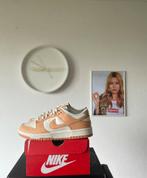 Nike Dunk Low Harvest Moon 36,5, Beige, Nieuw, Ophalen of Verzenden, Sneakers of Gympen