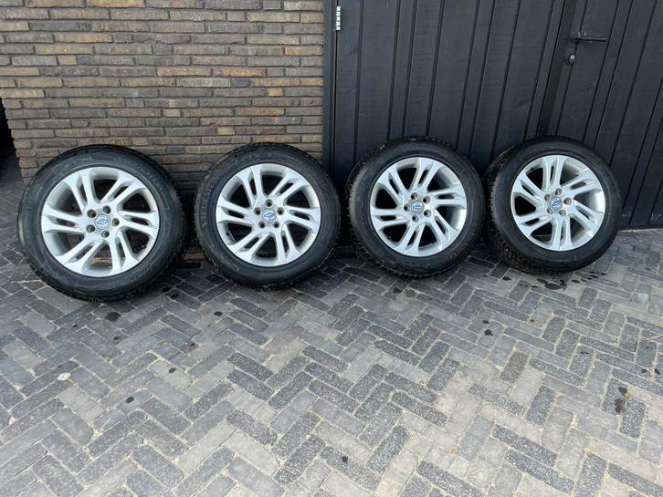 Volvo 17’’ Pandora winterset VREDESTEIN WINTRAC 235/55 R17, Auto-onderdelen, Overige Auto-onderdelen, Volvo, Gebruikt, Ophalen
