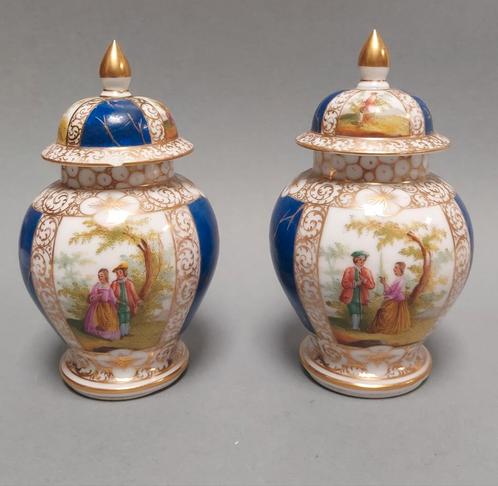 Baluster vaasjes - Duits porselein - een met randschade, Antiek en Kunst, Antiek | Porselein, Ophalen of Verzenden