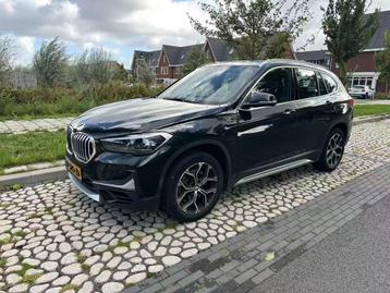 BMW X1 Sdrive20i 192pk Aut 2020 Zwart beschikbaar voor biedingen