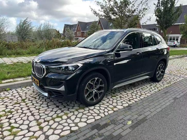 BMW X1 Sdrive20i 192pk Aut 2020 Zwart, Auto's, BMW, Particulier, X1, ABS, Achteruitrijcamera, Airbags, Airconditioning, Alarm