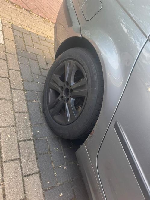 BMW 3-Serie 1.8 I 316 2004 Grijs ,LICHTE MOTOR SCHADE, Auto's, BMW, 3-Serie, Benzine, C, Sedan, Handgeschakeld, Origineel Nederlands