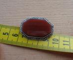 zilveren Art Deco broche met carneool [944], Sieraden, Tassen en Uiterlijk, Broches, Minder dan 4 cm, Zo goed als nieuw, Zilver