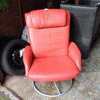 Heerlijke relax stoel draait ook nog en rug kan naar achtere, Ophalen, Gebruikt, 50 tot 75 cm