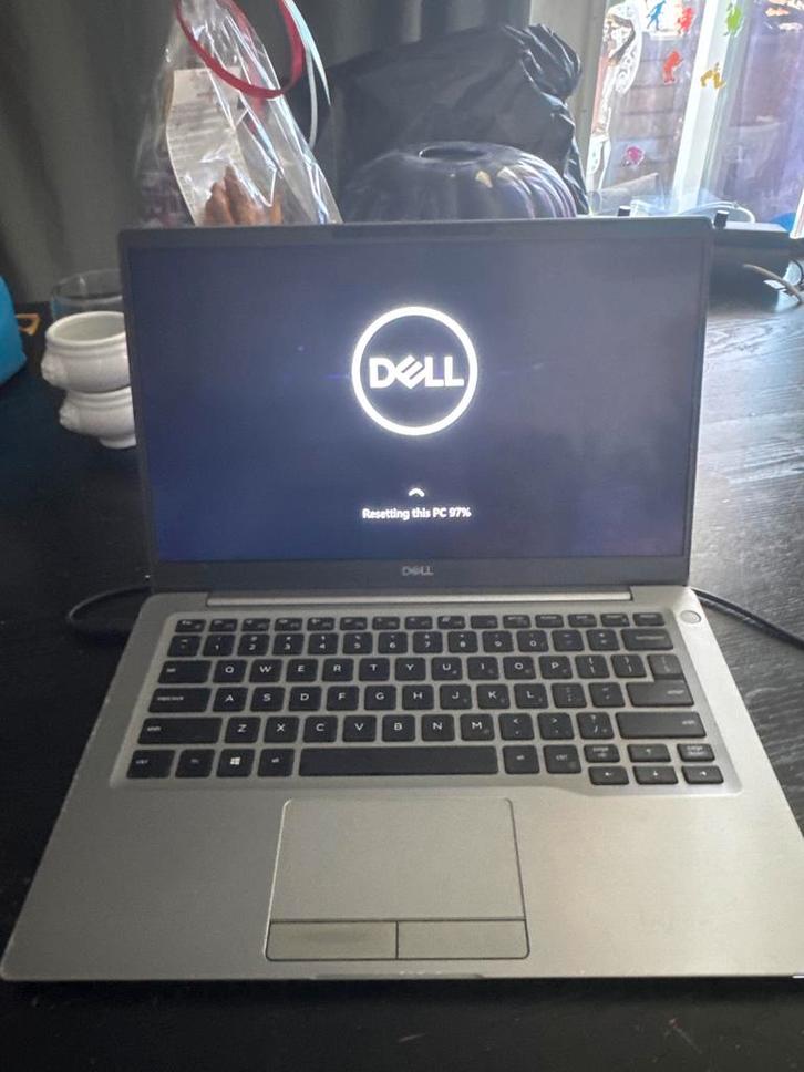 Dell Latitude 7400 - 14 inch, i5, 8GB RAM, 256GB SSD, Computers en Software, Windows Laptops, Gebruikt, 14 inch, SSD, Onbekend