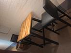 IKEA TYBYN hoge tafel en BERGMUND barkrukken, Huis en Inrichting, Barkrukken, Ophalen, Zo goed als nieuw, Leer