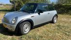 Mini 1.6 16V Cooper 2002 Grijs, Auto's, Mini, Voorwielaandrijving, 1025 kg, 15 km/l, 4 cilinders