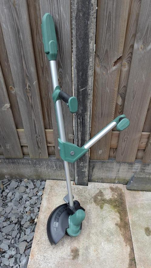 Bosch Universal 18v grastrimmer inclusief accu en lader, Tuin en Terras, Grastrimmers, Gebruikt, Accu, 10 tot 30 cm, Ophalen of Verzenden