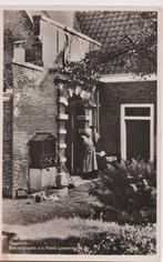 Haarlem; Binnenplaats Frans Loenenhofje - niet gelopen., Verzenden, 1940 tot 1960, Ongelopen, Noord-Holland