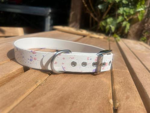 Halsband Splash, Dieren en Toebehoren, Hondenhalsbanden en Penningen, Nieuw, Handgemaakt, Ophalen of Verzenden
