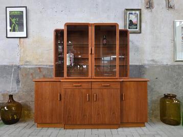 Jaren 80 Deens Design Wandmeubel | Vintage Vitrine Kast Teak beschikbaar voor biedingen