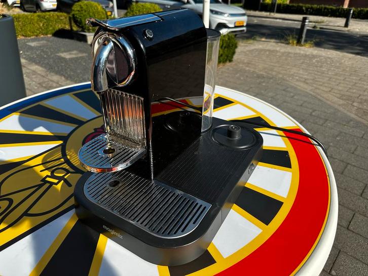 Magimix Nespresso Koffiemachine, Witgoed en Apparatuur, Koffiezetapparaten, Gebruikt, Koffiepads en cups, Espresso apparaat, 1 kopje
