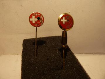 2 SPELDJES UIT ZWITSERLAND beschikbaar voor biedingen