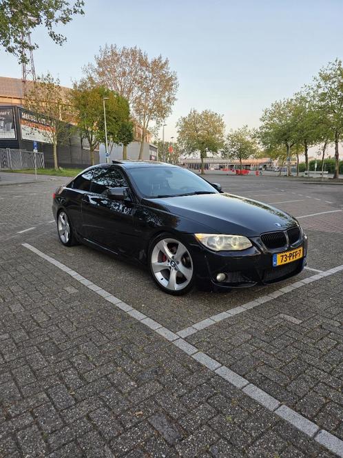 BMW 3-Serie 3.0 I 325 Coupe AUT 2010 Zwart, Auto's, BMW, Particulier, 3-Serie, ABS, Adaptieve lichten, Airbags, Airconditioning