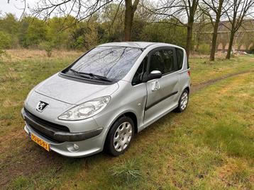 Peugeot 1007 1.6-16V Gentry automaat apk t/m 24-08-2025 beschikbaar voor biedingen