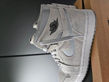 Nike jordan 1 zoom high grey grijs suede 38 sneakers  beschikbaar voor biedingen