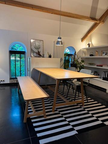 HAY FRAME TABLE & BENCH beschikbaar voor biedingen