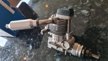 OS Max FS52S viertakt motor beschikbaar voor biedingen