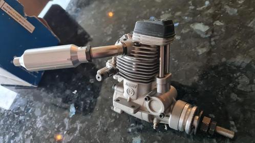 OS Max FS52S viertakt motor, Hobby en Vrije tijd, Modelbouw | Radiografisch | Vliegtuigen, Nieuw, Nitro, Ophalen of Verzenden